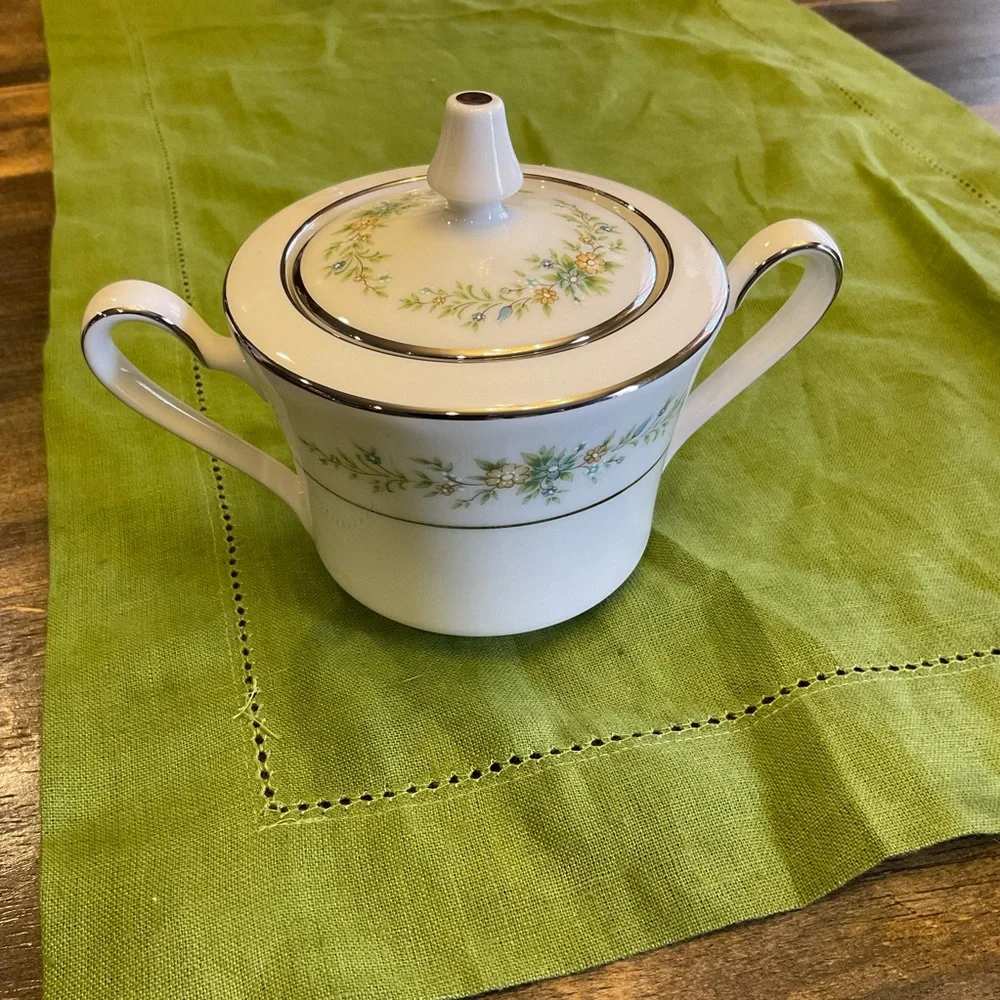 Noritake 